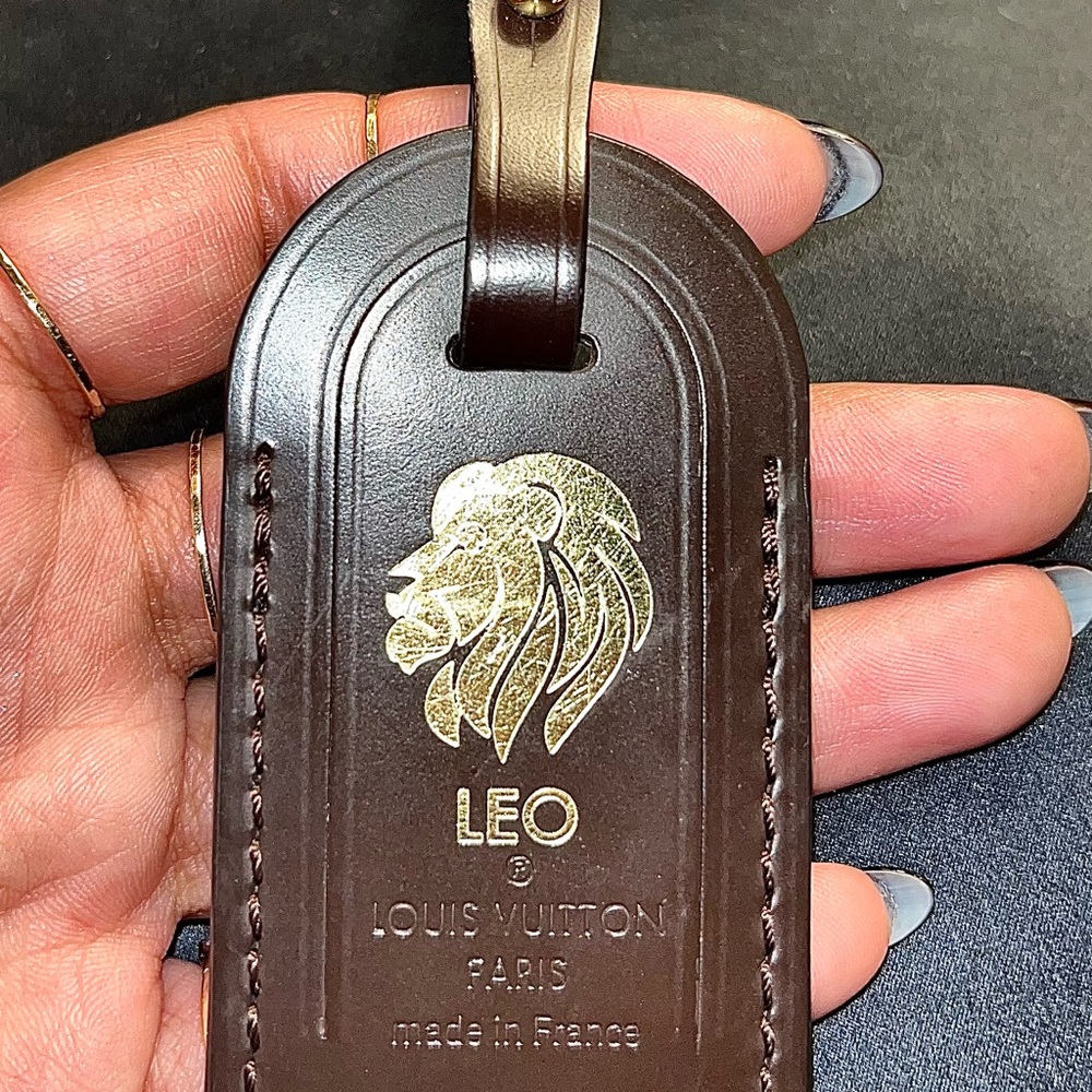 💯 Authentic Louis Vuitton Damier Ebene Luggage Tag Gold Leo Zodiac Heat Stamp